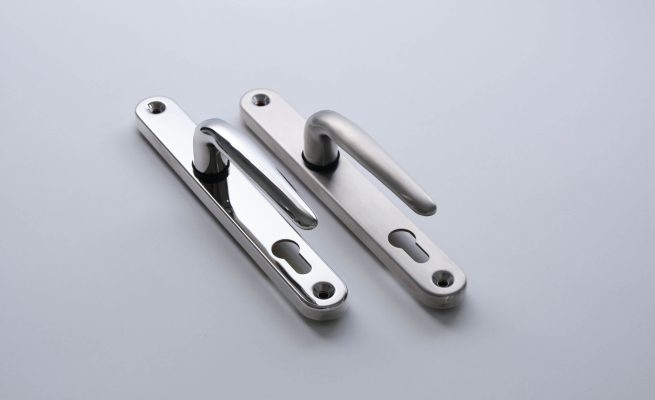 Overture-Stainless-Steel-Handle-1